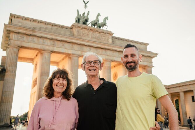 1.5 Hour Cinematic Style Portrait Photoshoot and Tour in Vienna - Volksgarten: Flowers, Fountains, and a Greek-Style Temple