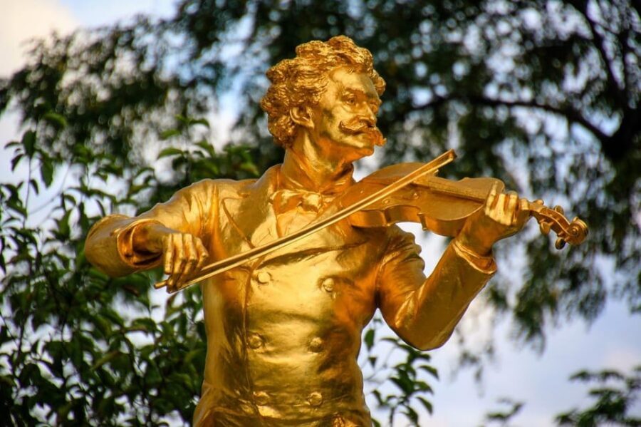 3 hour private tour in Vienna by private car - From St. Rupert’s to St. Stephen’s Cathedral