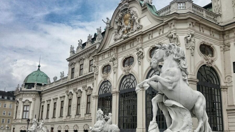 Best of Vienna: Private Walking Tour with a Local - St. Stephen’s Cathedral: your orientation point for real Vienna