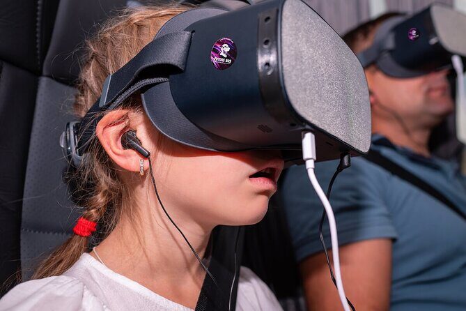 Future Bus Tours - Vienna's highlights bus tour with virtual reality - Back at Albertinaplatz: State Opera, final VR meeting, and a virtual concert