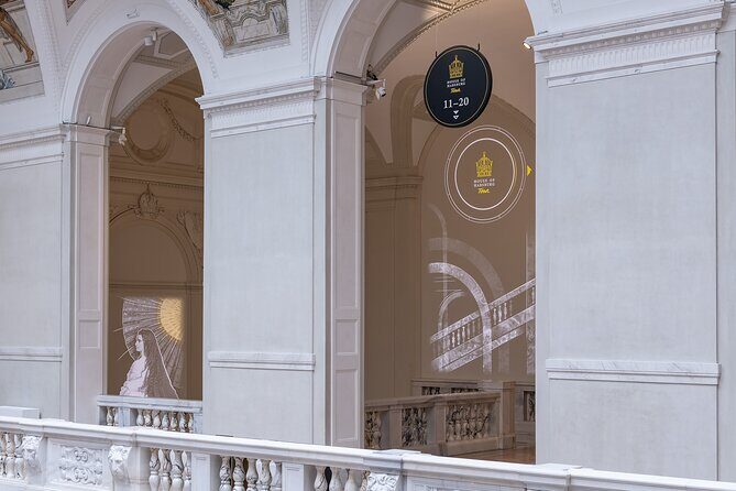 New Hofburg Palace Tour House of Habsburg - Passing suits of armour: when medieval gear feels like luxury