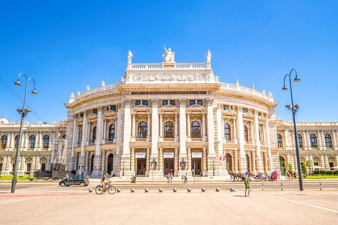 Private Bike Tour of Vienna Top Attractions & Nature - Museums and palaces depending on your time: Albertina, Belvedere, and Schönbrunn