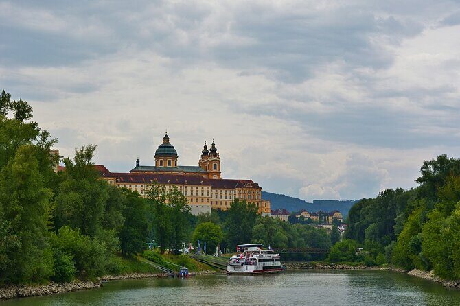 Private Full Day Trip to Hallstatt ,Salzburg and Melk from Vienna - Price and what you get for $880 per group up to 4