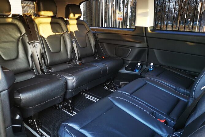 Private Transfer from Venice to Vienna or Vienna to Venice - Private Vienna–Venice pickup: where you meet your driver