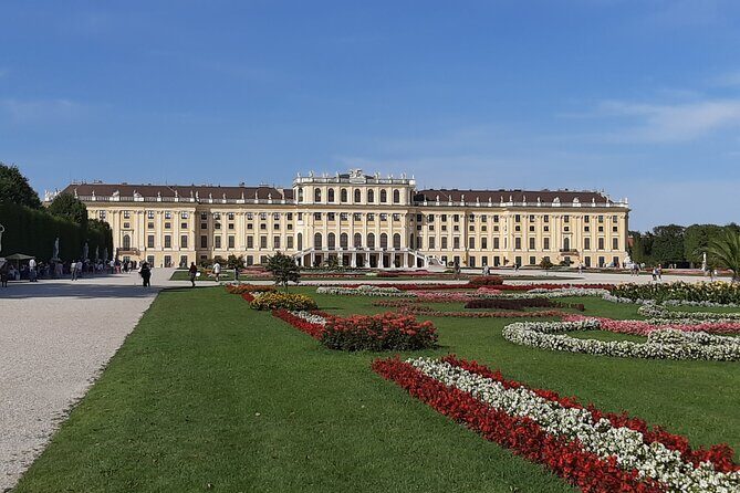 Private Vienna Sightseeing Tour matching to personal Interests - Getting picked up around Vienna and starting without stress