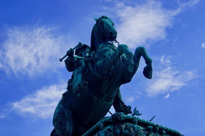 Private Vienna Walking Tour - St. Stephen’s Cathedral to the Graben: the “old Vienna” spine