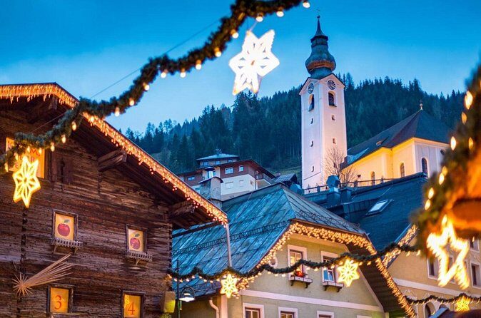 Salzburg Christmas Markets Day Trip from Vienna - St Gilgen Mozartplatz and St Wolfgang markets for variety