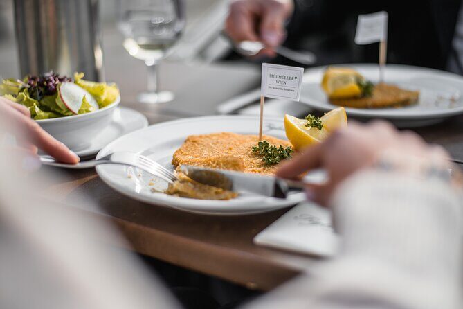 Vegan Sightseeing tour in an electro vintage car incl. schnitzel - Key highlights to know before you book