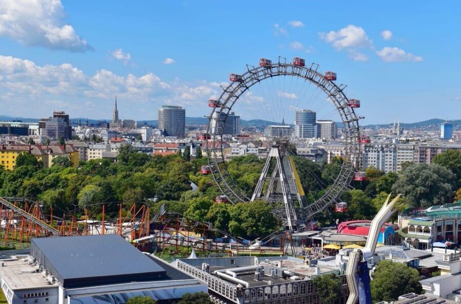 Vienna Audioguide - TravelMate app for your smartphone - Vienna intro and local cuisine: get your bearings, then start eating (mentally)