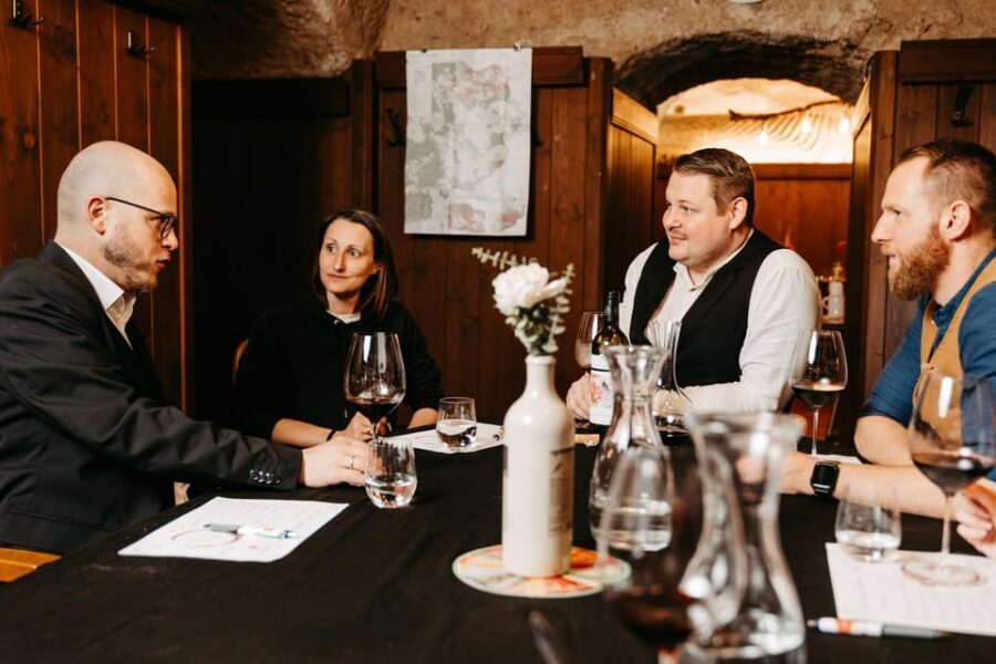 Vienna: Austrian Wine Tasting Evening - The Group Dynamic: Questions Welcome, Explanations Clear