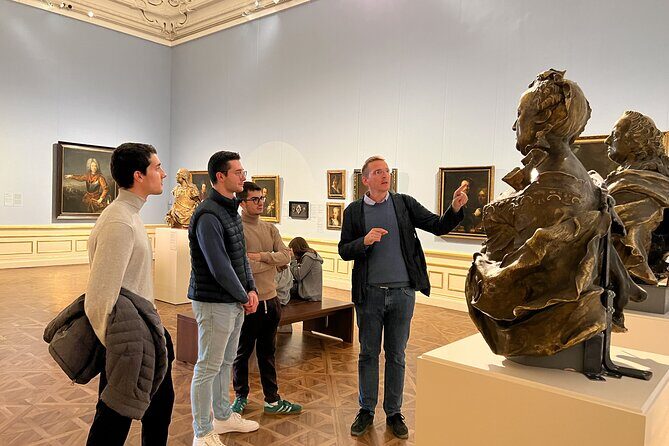 Vienna Belvedere Museum Private Walking Tour with Licensed Guide - Logistics that actually matter on the day