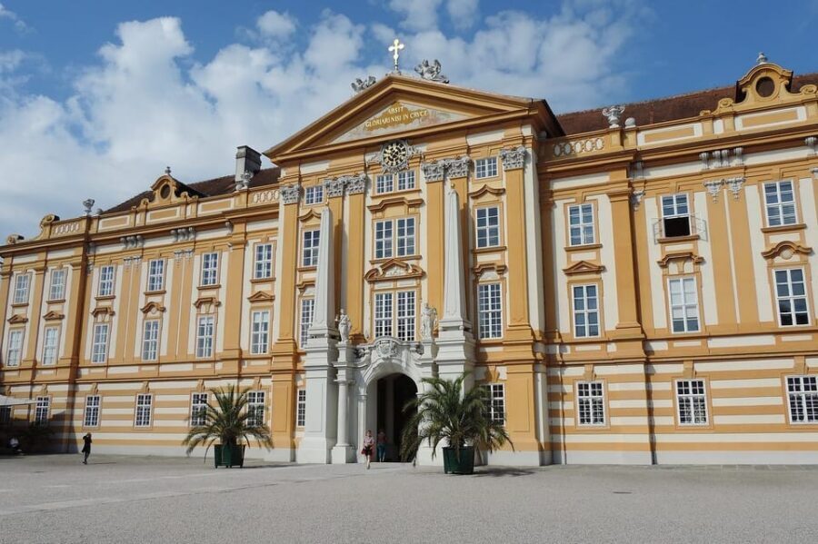 Vienna: Day Tour to Wachau Valley - Should You Book the Vienna: Wachau Valley Day Tour?