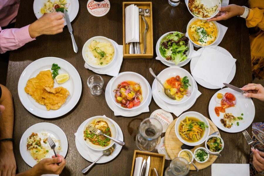 Vienna Food Tour: Hidden Gems & Authentic Flavors - Public Transport Help: The Biggest Strength and the Biggest Risk