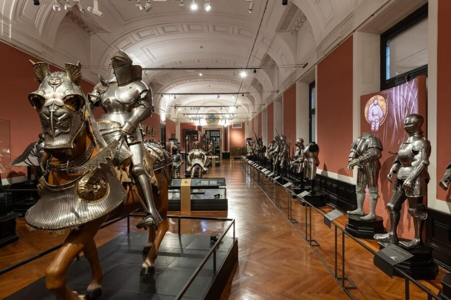 Vienna: Imperial Treasury & New Hofburg Palace Combo Ticket - How much time the Hofburg Palace museums take