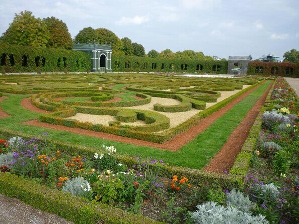 Vienna: Schönbrunn Palace Gardens Private Guided Tour - Key things to know before you go