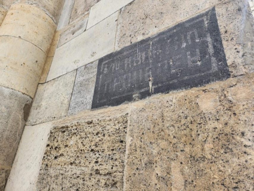Vienna: Vienna under the Nazis, Private Walking Tour - Heldenplatz and the annexation announcement you can still picture